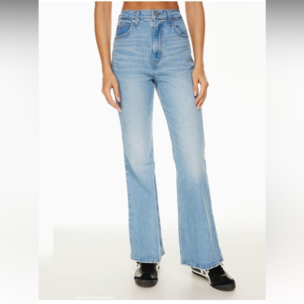 Levi's premium 70s High waisted vintage retro preppy inspired Flare Jeans